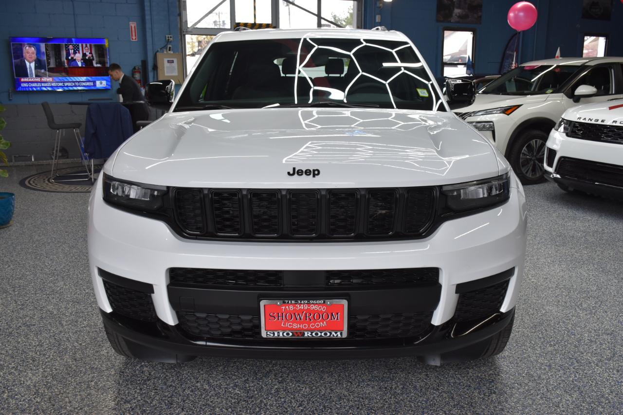 Jeep Grand Cherokee L Laredo 4D SUV 4WD 2024