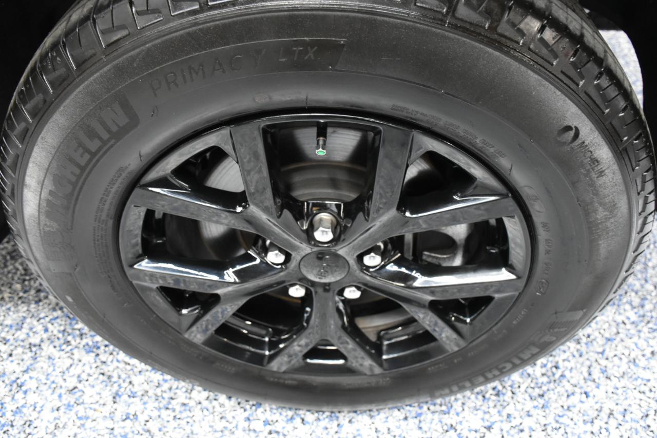 Jeep Grand Cherokee L Laredo 4D SUV 4WD 2024