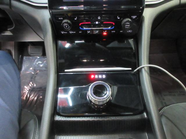 Jeep Grand Cherokee L Laredo 4D SUV 4WD 2024