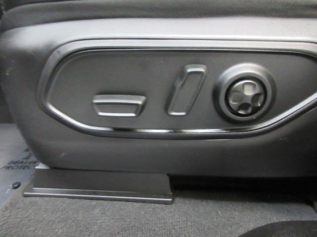 Jeep Grand Cherokee L Laredo 4D SUV 4WD 2024