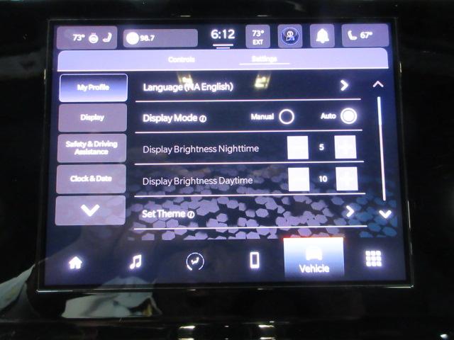 Jeep Grand Cherokee L Laredo 4D SUV 4WD 2024