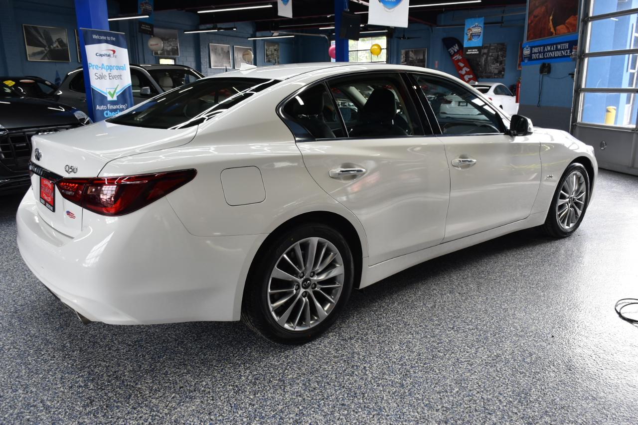 Infiniti Q50 3.0t LUXE AWD 2019