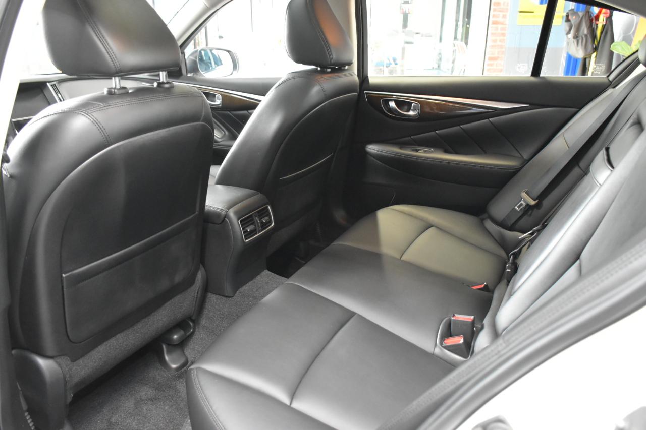 Infiniti Q50 3.0t LUXE AWD 2019
