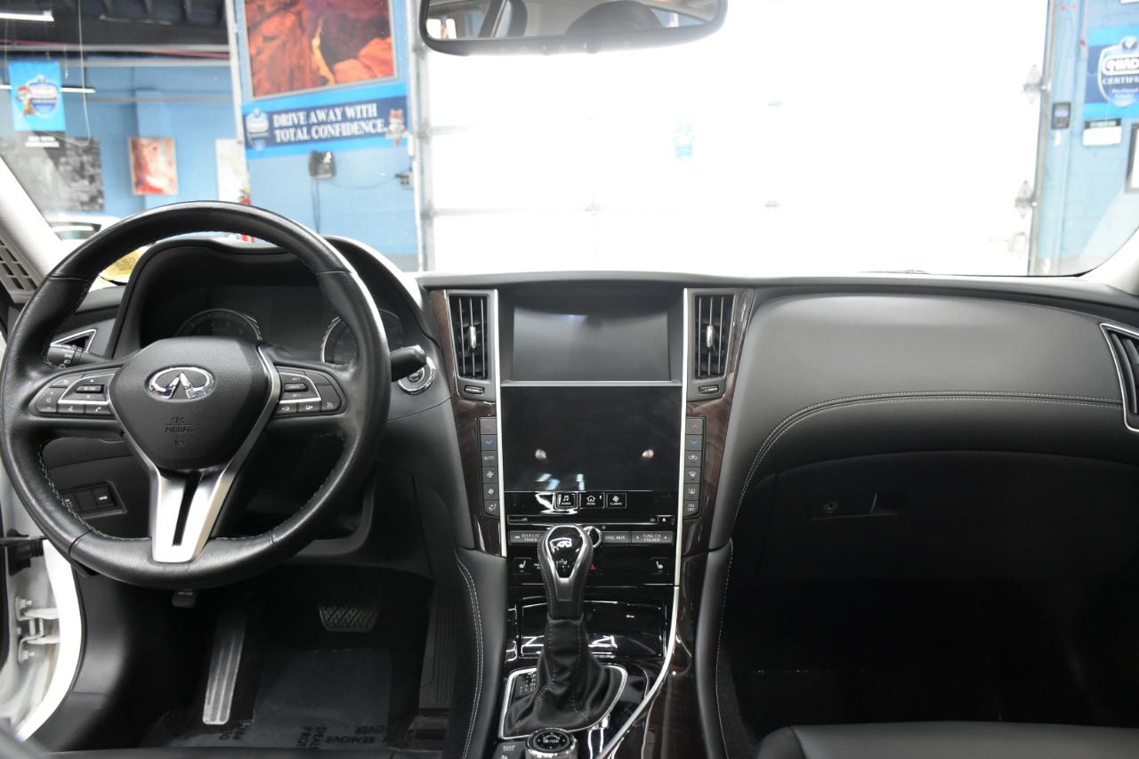 Infiniti Q50 3.0t LUXE AWD 2019