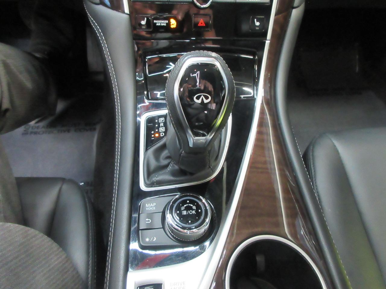 Infiniti Q50 3.0t LUXE AWD 2019