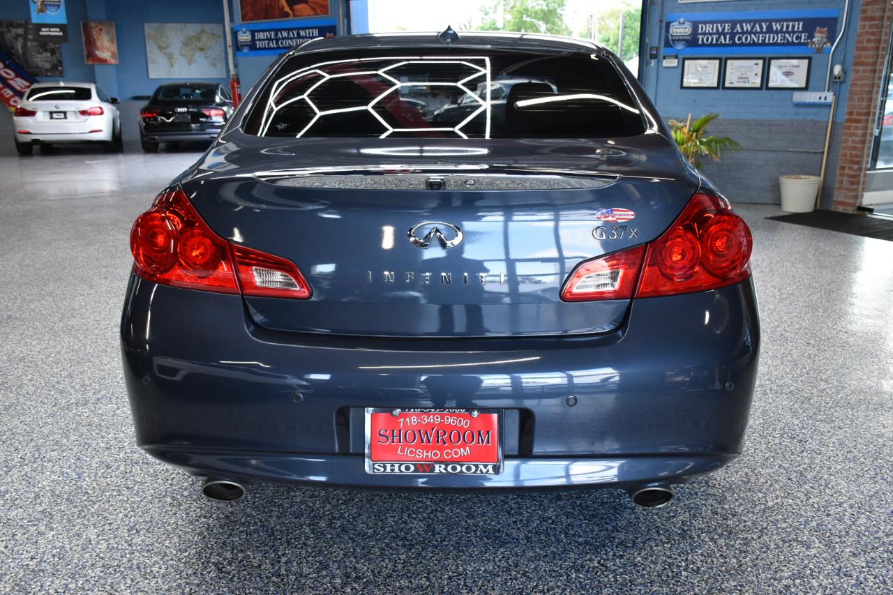 Infiniti G Sedan G37x AWD 2011