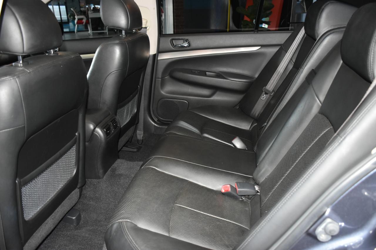 Infiniti G Sedan G37x AWD 2011
