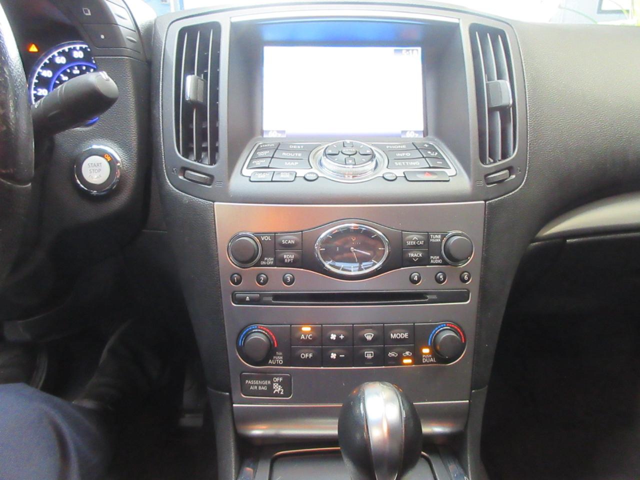 Infiniti G Sedan G37x AWD 2011