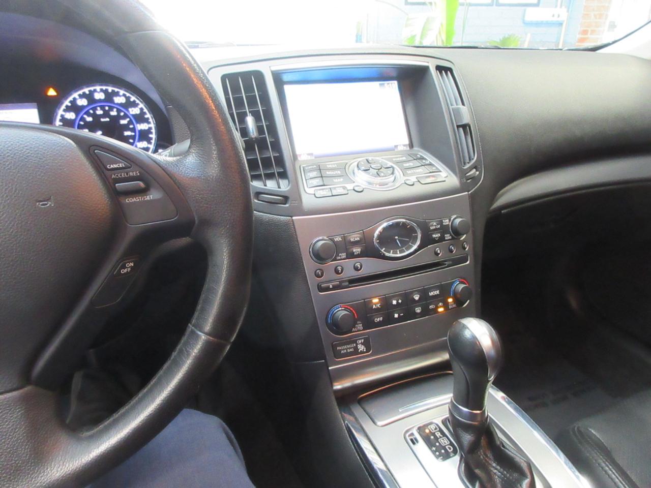 Infiniti G Sedan G37x AWD 2011