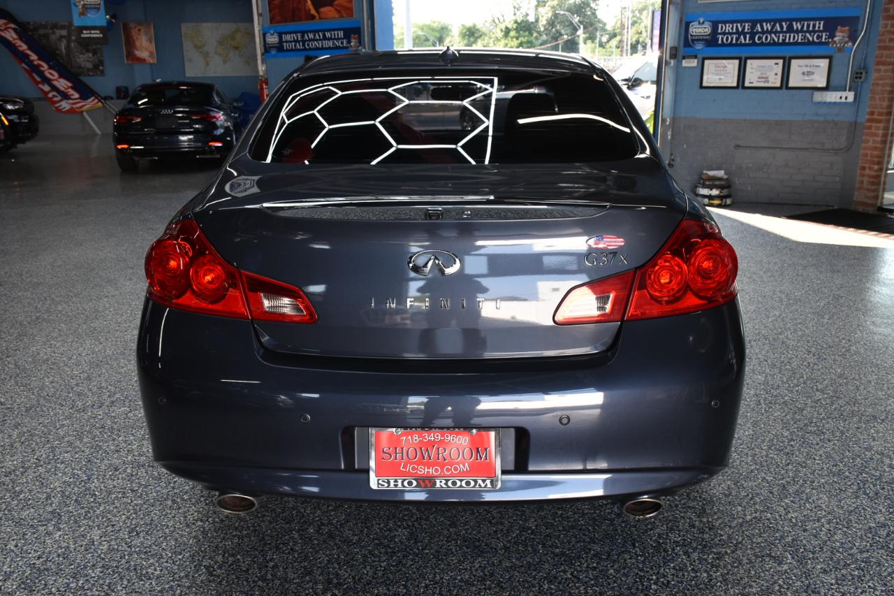 Infiniti G Sedan G37x AWD 2011
