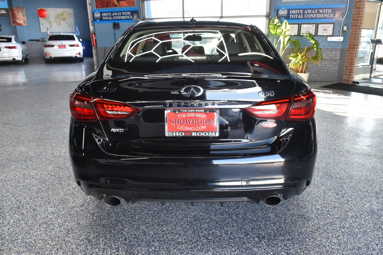 Infiniti Q50 3.0t LUXE AWD 2018