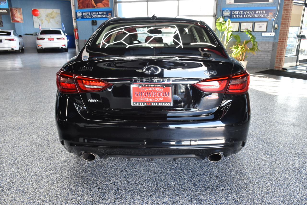 Infiniti Q50 3.0t LUXE AWD 2018