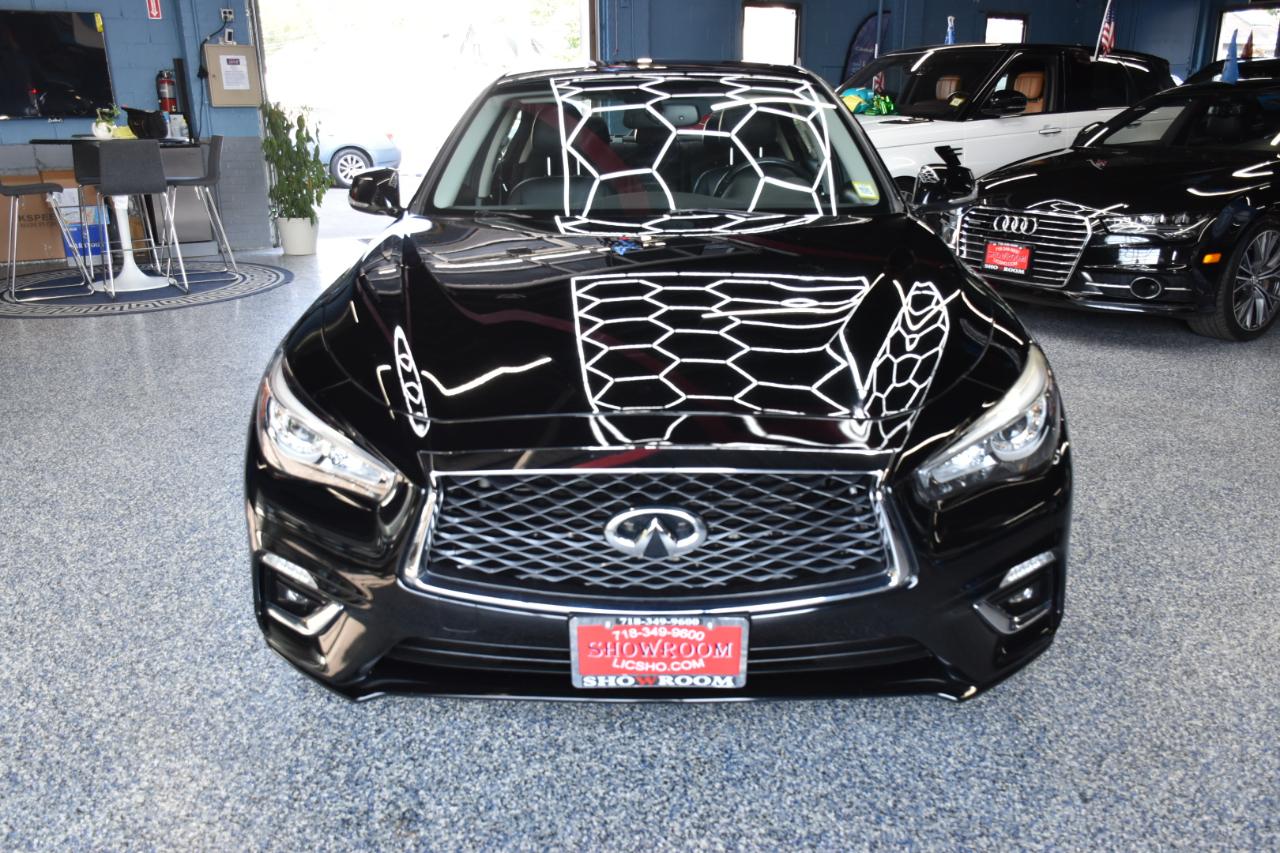 Infiniti Q50 3.0t LUXE AWD 2018
