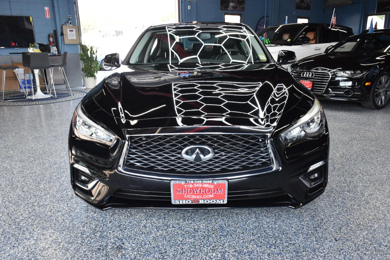 Infiniti Q50 3.0t LUXE AWD 2018