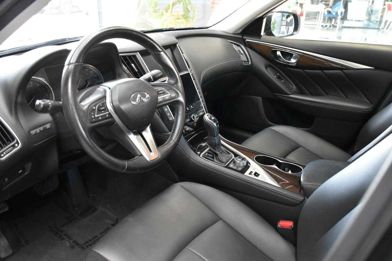Infiniti Q50 3.0t LUXE AWD 2018