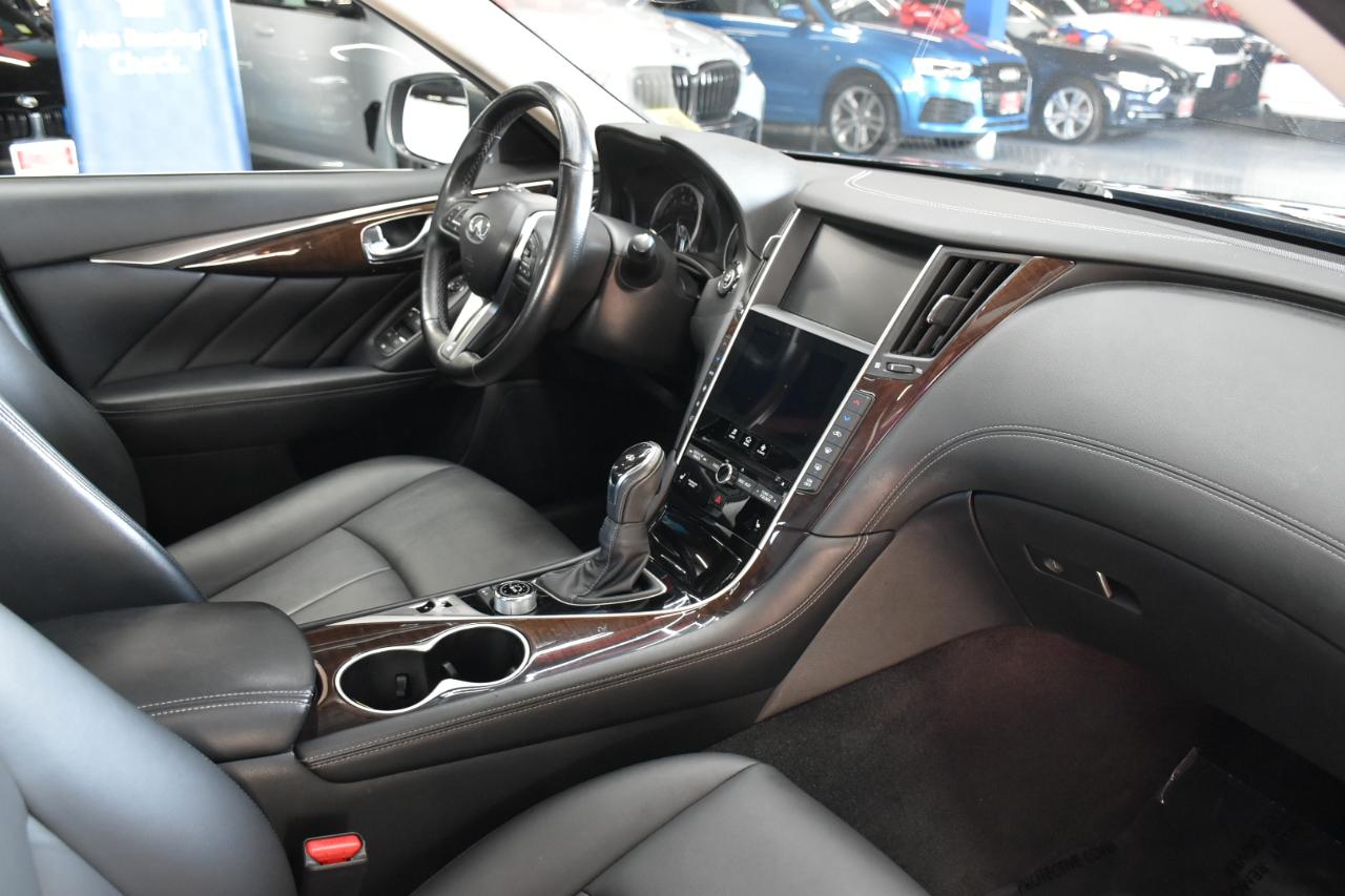 Infiniti Q50 3.0t LUXE AWD 2018