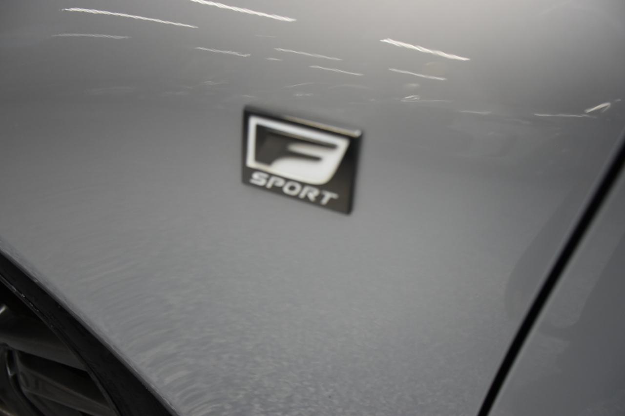 Lexus IS 300 RWD 2019