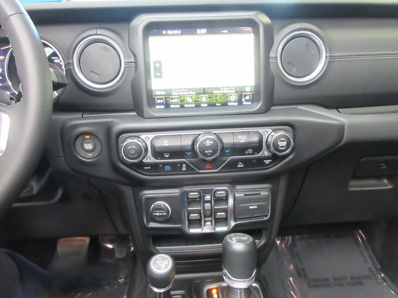 Jeep Wrangler 4xe Unlimited Sahara 2023