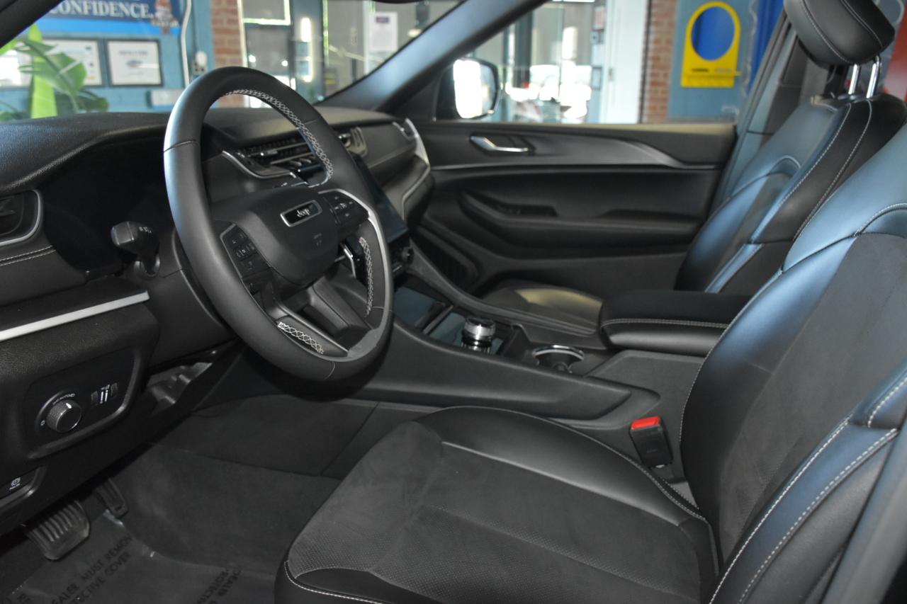 Jeep Grand Cherokee L Altitude 4D SUV 4WD 2024