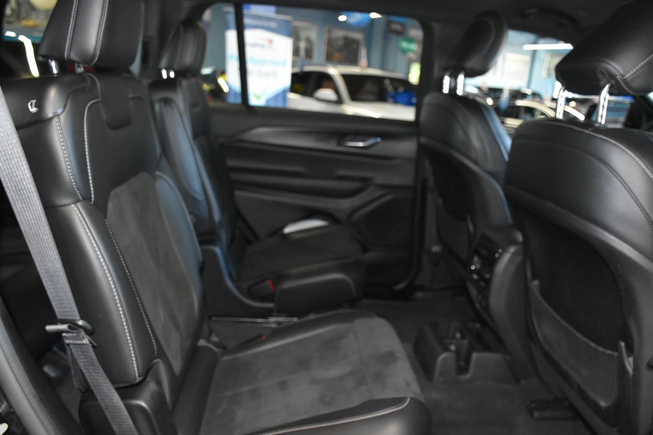 Jeep Grand Cherokee L Altitude 4D SUV 4WD 2024