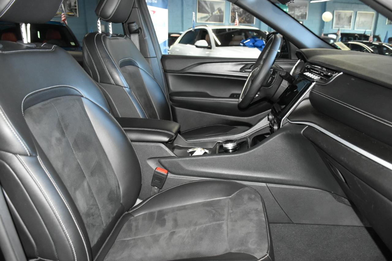 Jeep Grand Cherokee L Altitude 4D SUV 4WD 2024