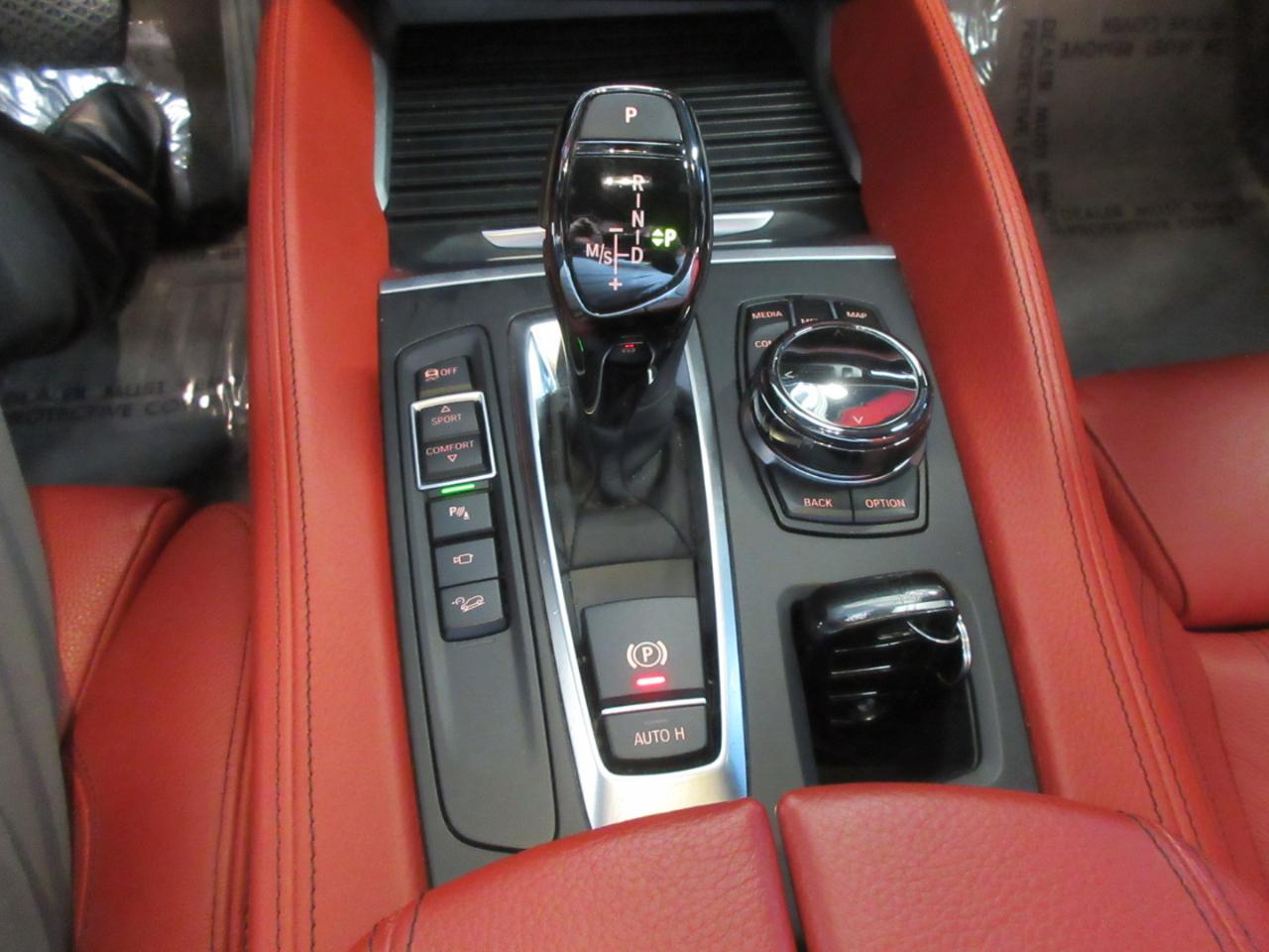 BMW X6  2019