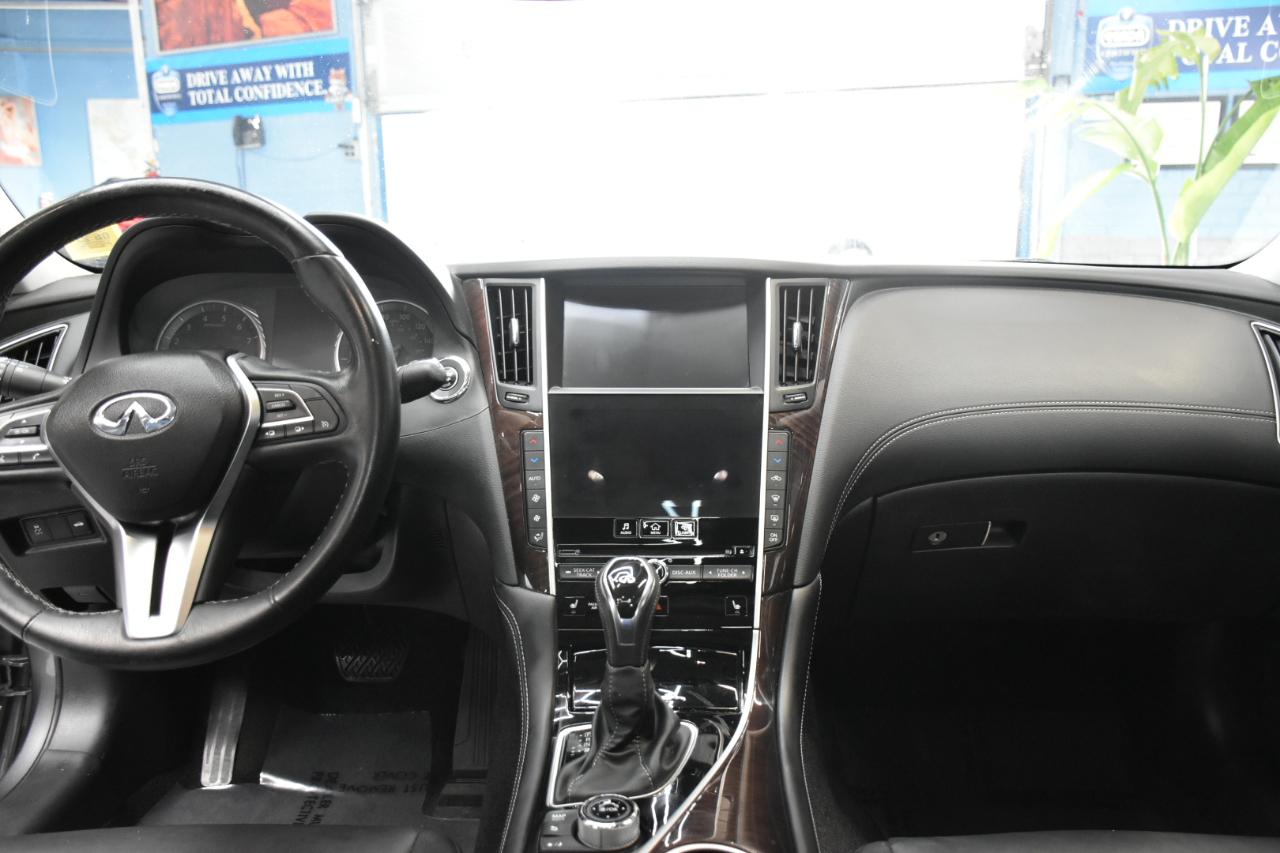 Infiniti Q50 3.0t LUXE AWD 2019