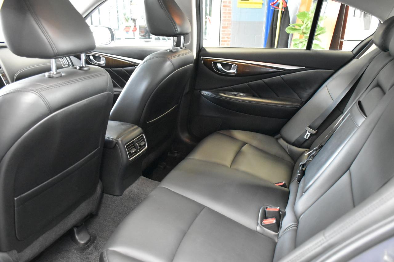 Infiniti Q50 3.0t LUXE AWD 2019