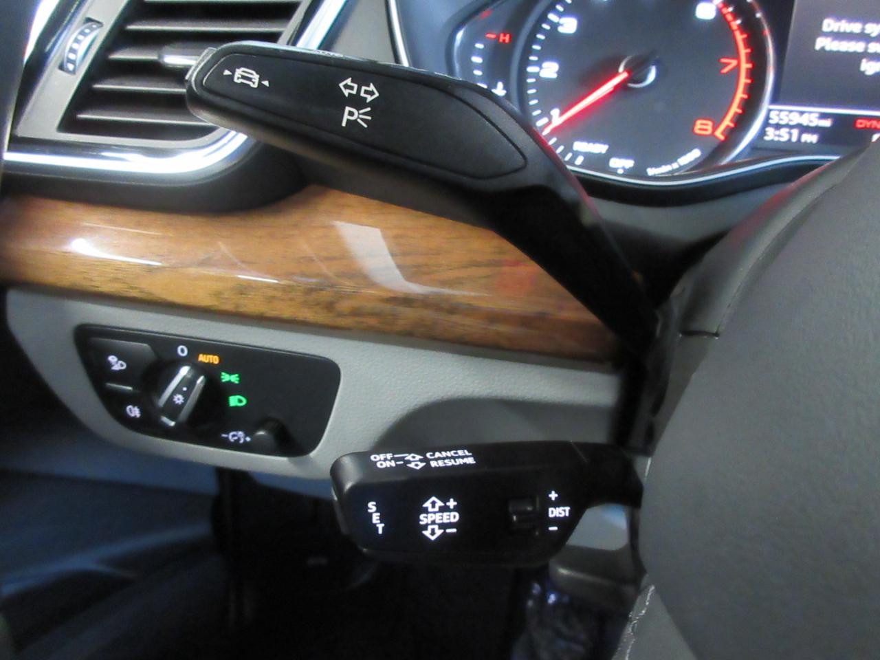 Audi Q5 2.0T Premium Plus quattro 2023