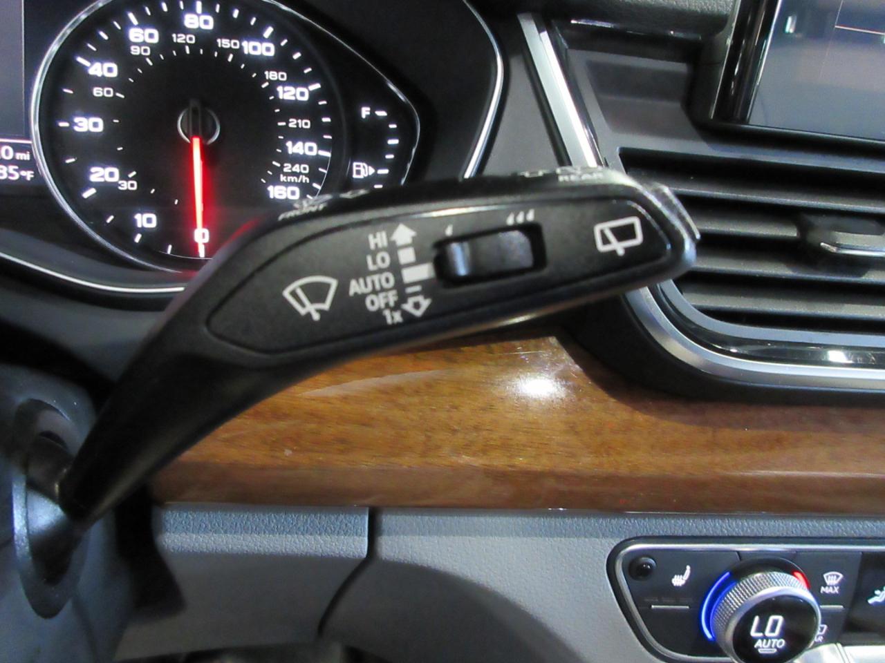 Audi Q5 2.0T Premium Plus quattro 2023