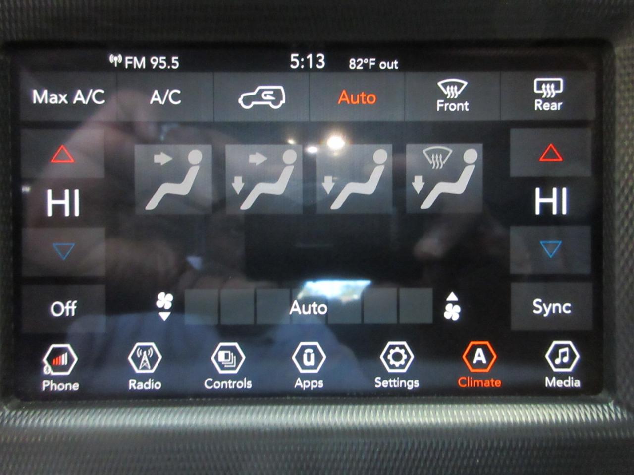 Jeep Wrangler Unlimited Sahara 2021