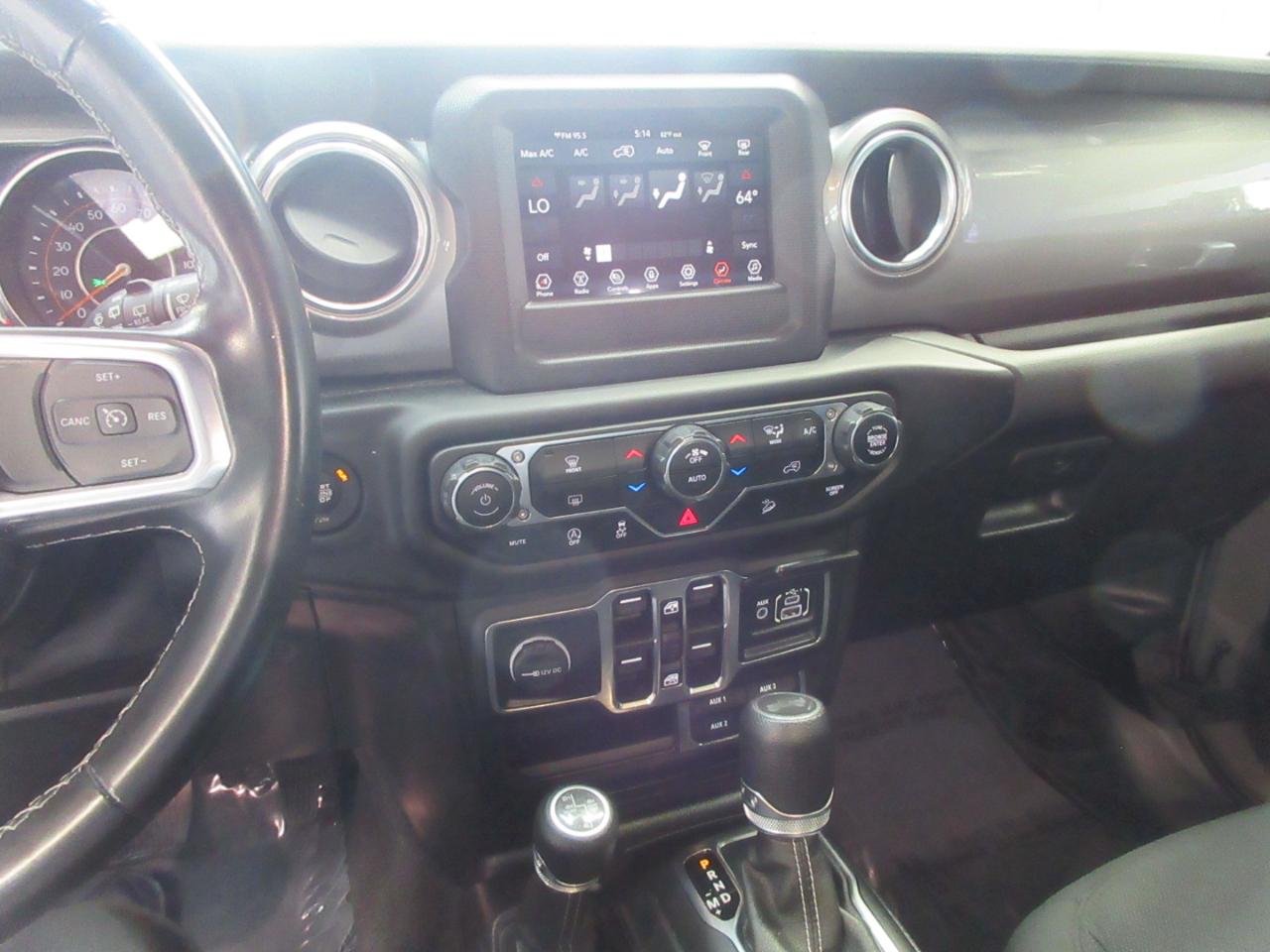 Jeep Wrangler Unlimited Sahara 2021