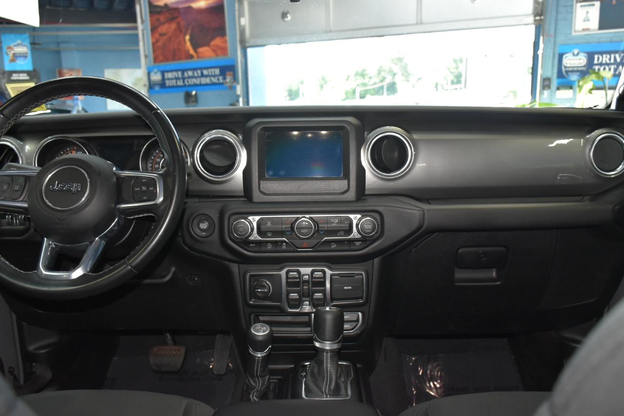 Jeep Wrangler Unlimited Sahara 2021