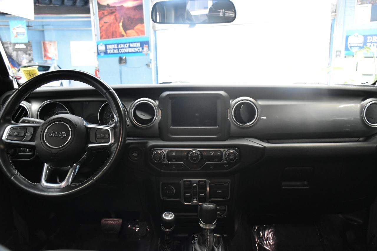 Jeep Wrangler Unlimited Sahara 2021