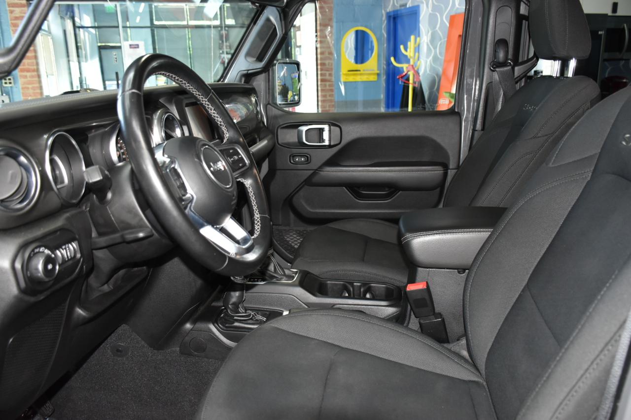 Jeep Wrangler Unlimited Sahara 2021