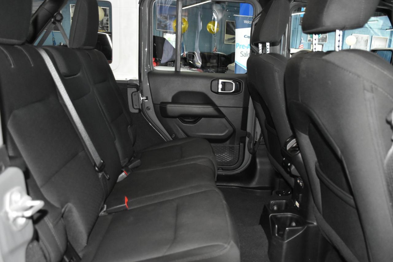 Jeep Wrangler Unlimited Sahara 2021