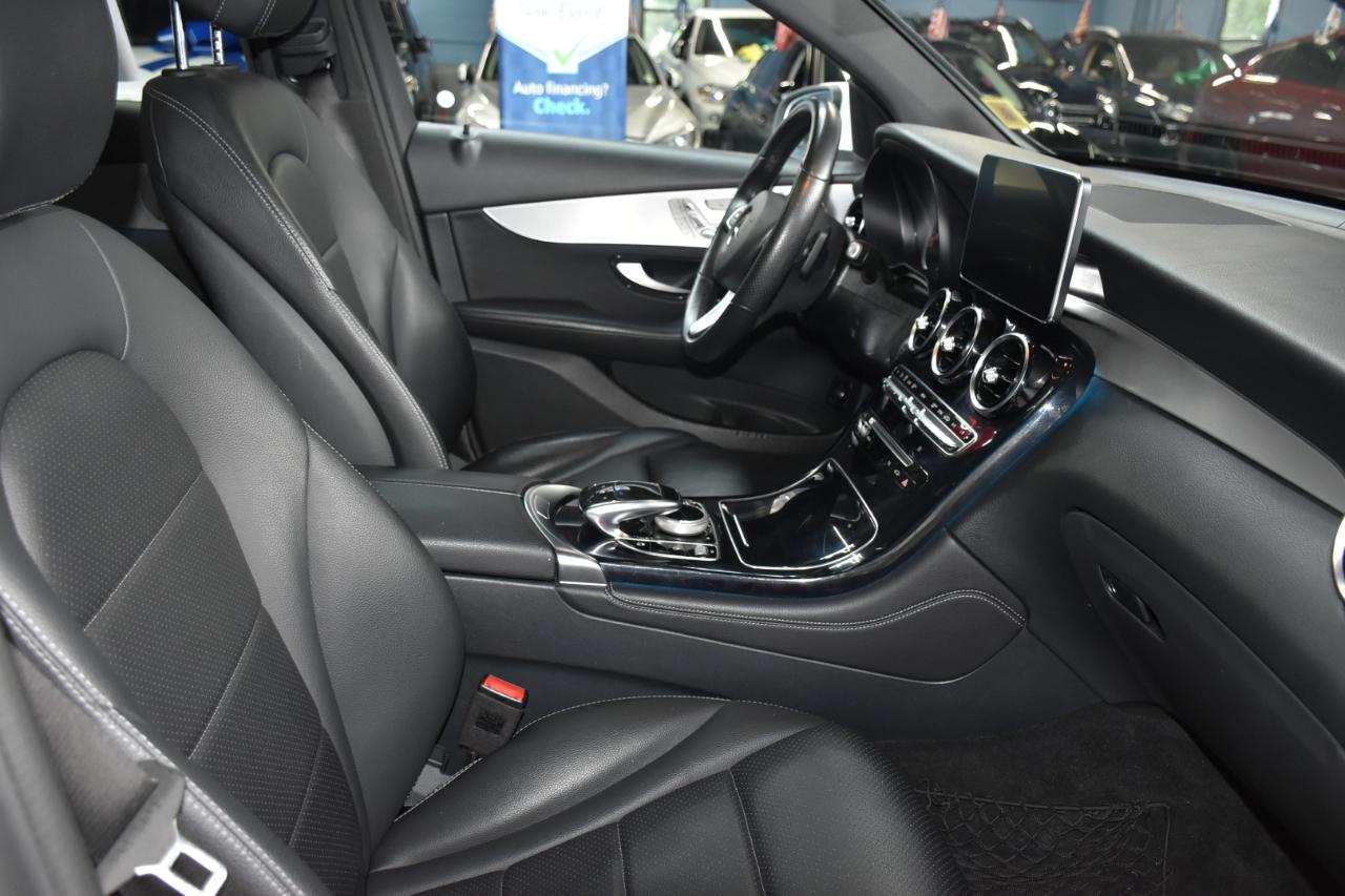 Mercedes-Benz GLC-Class Coupe GLC300 4MATIC 2019