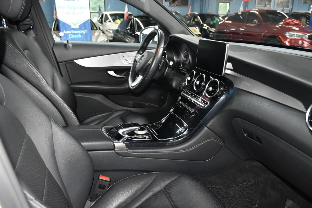 Mercedes-Benz GLC-Class Coupe GLC300 4MATIC 2019