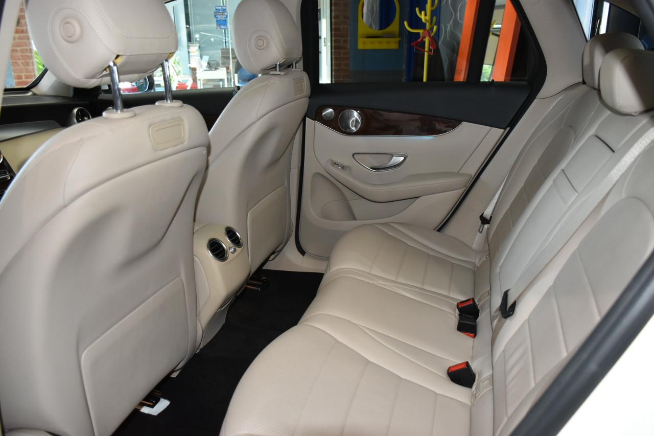 Mercedes-Benz GLC-Class GLC300 4MATIC 2019