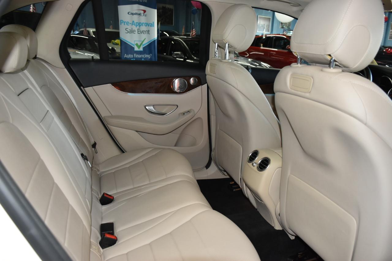 Mercedes-Benz GLC-Class GLC300 4MATIC 2019