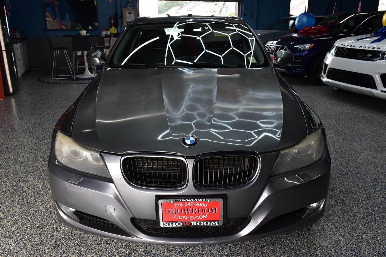 BMW 3-Series 328i xDrive 2011