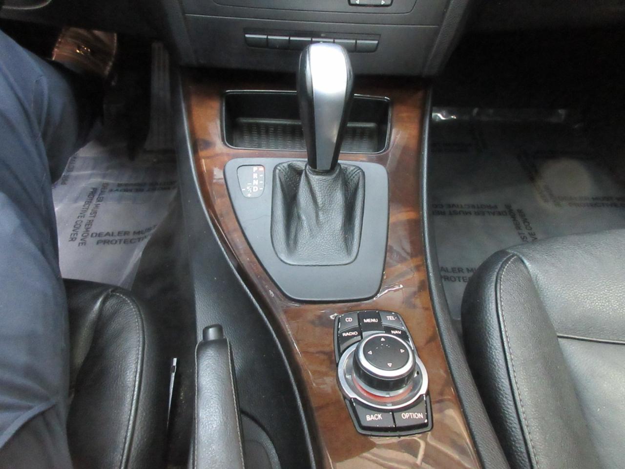 BMW 3-Series 328i xDrive 2011