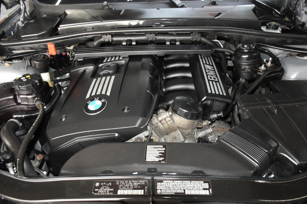BMW 3-Series 328i xDrive 2011