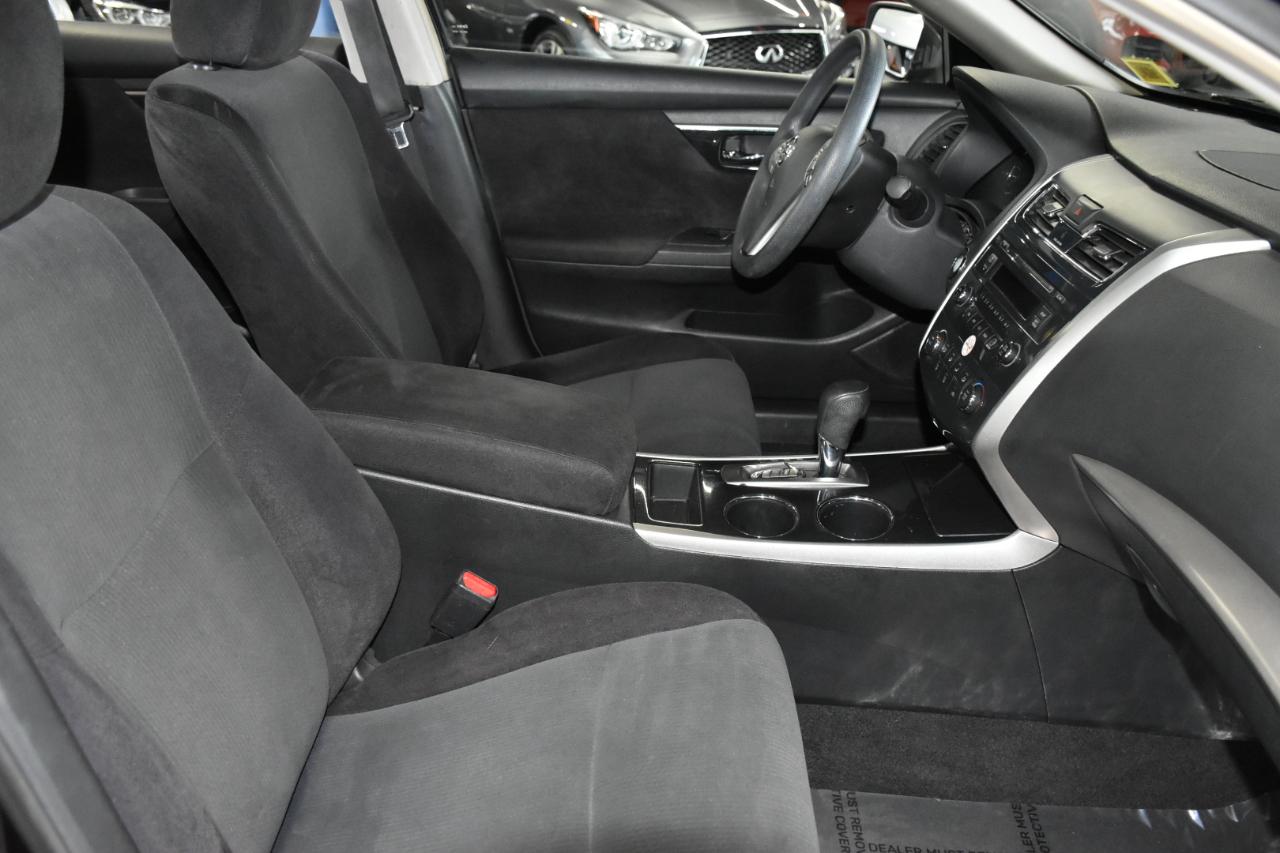 Nissan Altima 2.5 SV 2013