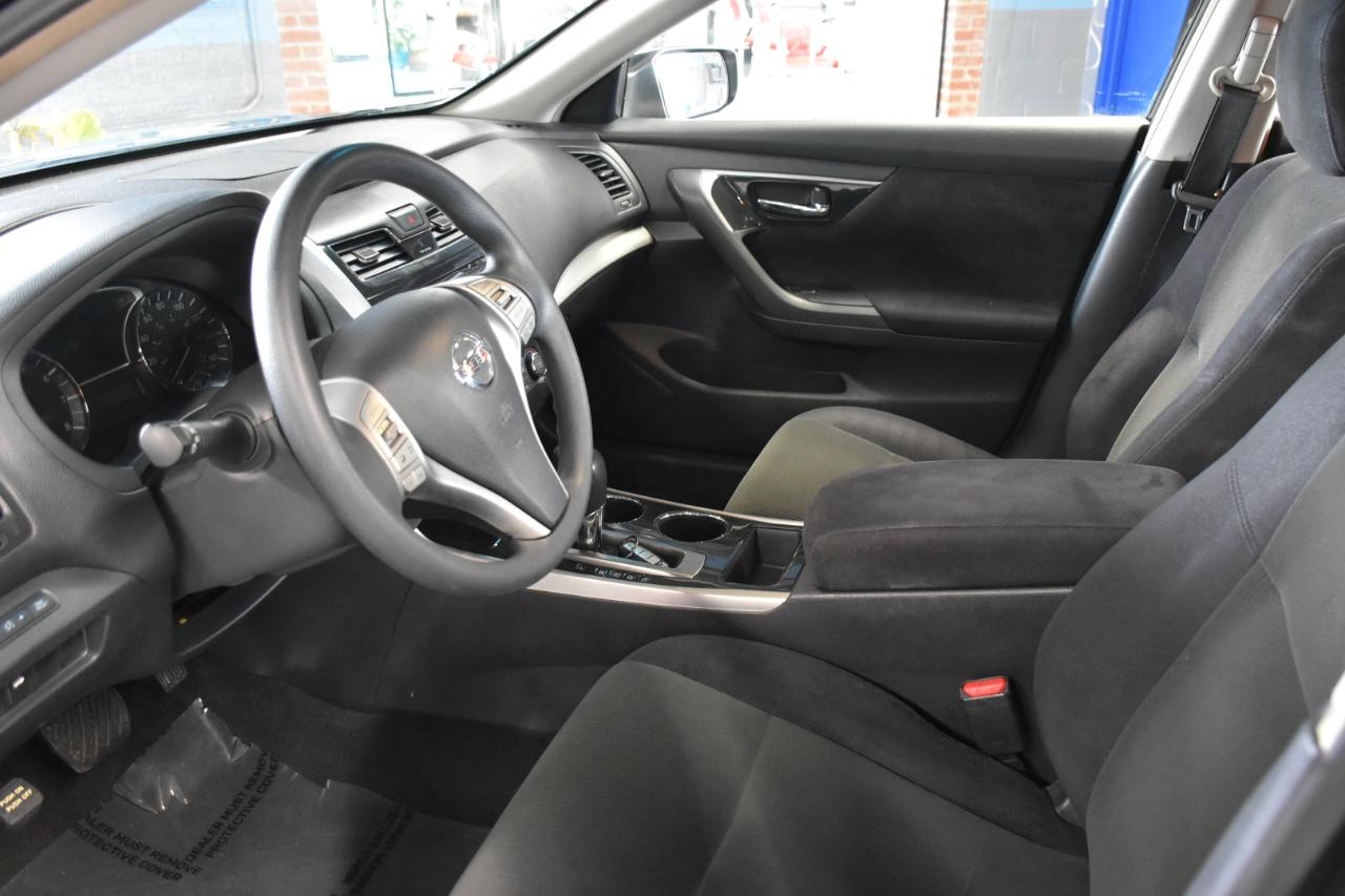 Nissan Altima 2.5 SV 2013