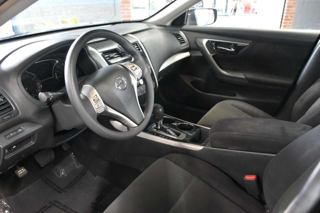 Nissan Altima 2.5 SV 2013