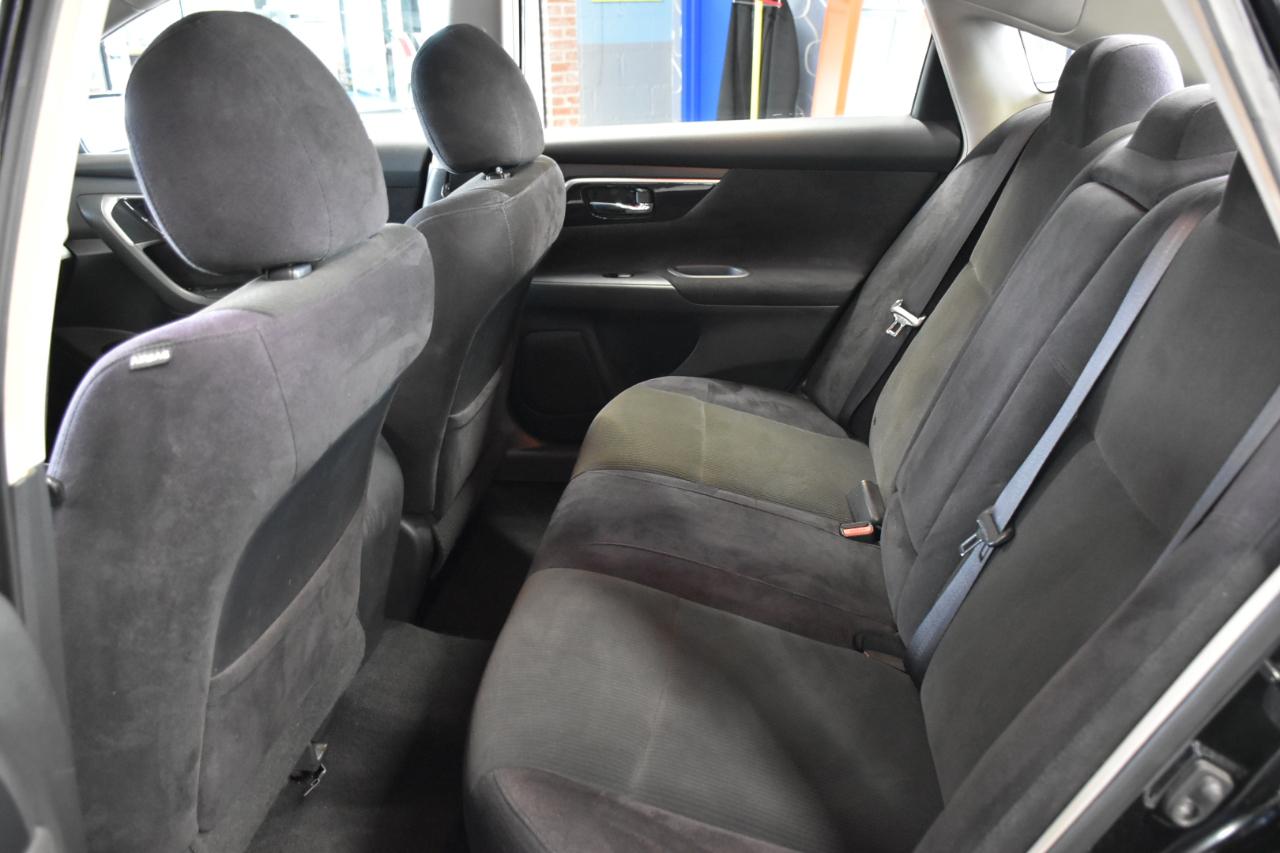 Nissan Altima 2.5 SV 2013