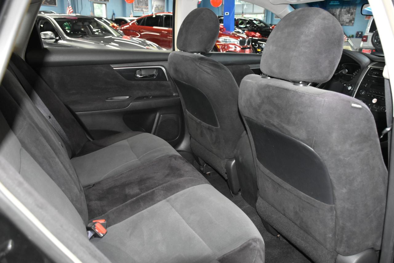 Nissan Altima 2.5 SV 2013