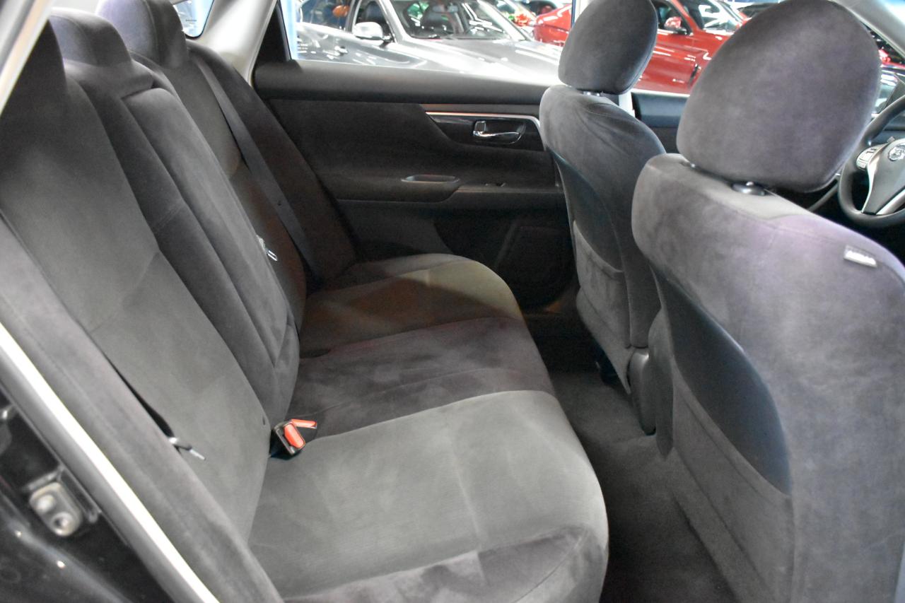 Nissan Altima 2.5 SV 2013