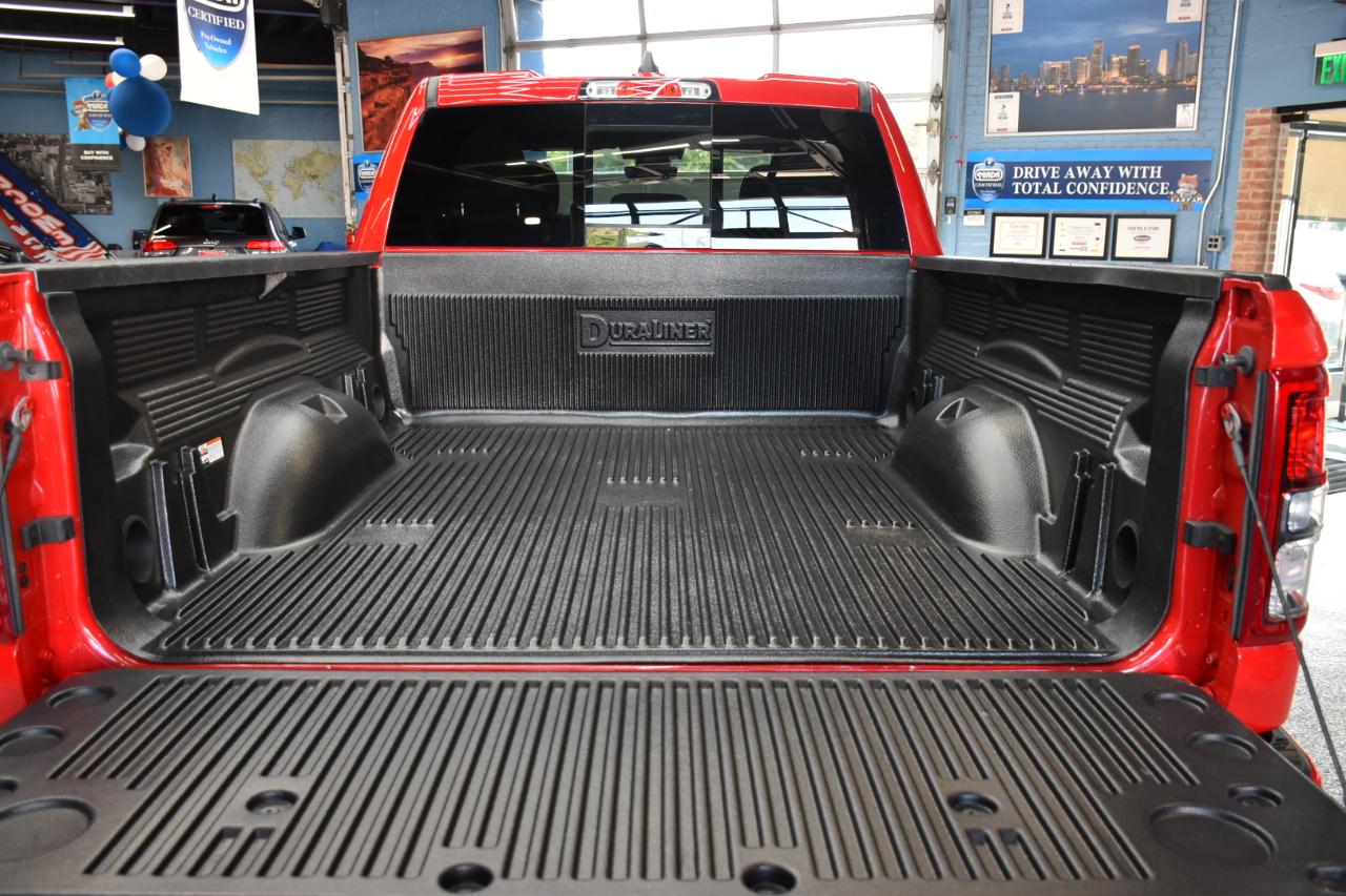 RAM 1500 Big Horn Quad Cab 4WD 2022